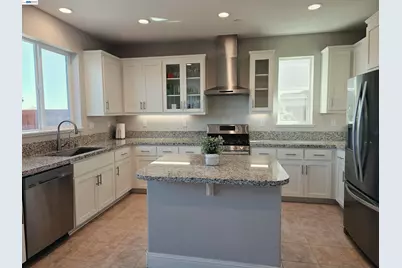 2737 Rio Seco Dr, Bay Point, CA 94565 - Photo 3