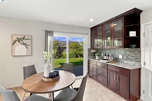 36054 Rosewood Dr, Newark, CA 94560 - Photo 17
