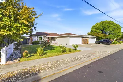 36054 Rosewood Dr, Newark, CA 94560 - Photo 5