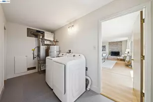 81 Colgett Dr, Oakland, CA 94619 - Photo 29