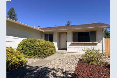 119 Clear Creek Ct, Martinez, CA 94553 - Photo 11
