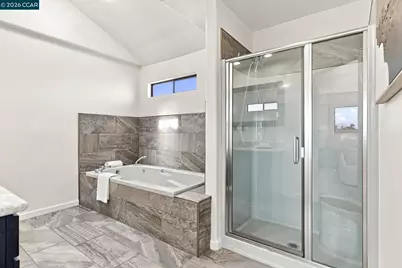 15326 Farnsworth St, San Leandro, CA 94579 - Photo 33