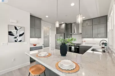 37508 Zephyr Ter, Fremont, CA 94536 - Photo 5