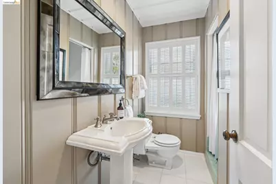 5235 Harbord Dr, Oakland, CA 94618 - Photo 65