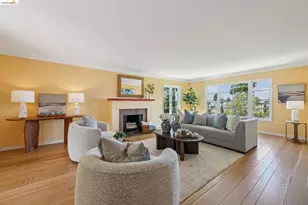 5235 Harbord Dr, Oakland, CA 94618 - Photo 5