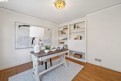 5235 Harbord Dr, Oakland, CA 94618 - Photo 25