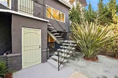 1324 Fitzgerald St, Oakland, CA 94608 - Photo 73