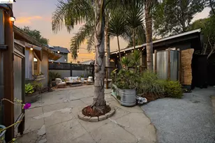 1324 Fitzgerald St, Oakland, CA 94608 - Photo 3