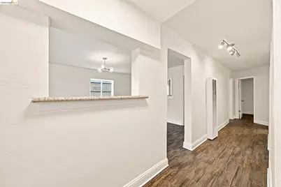 1324 Fitzgerald St, Oakland, CA 94608 - Photo 35