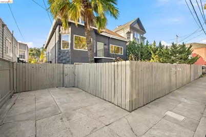 1324 Fitzgerald St, Oakland, CA 94608 - Photo 77