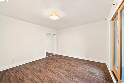 1324 Fitzgerald St, Oakland, CA 94608 - Photo 41