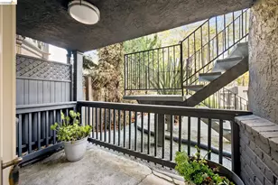 1324 Fitzgerald St, Oakland, CA 94608 - Photo 51
