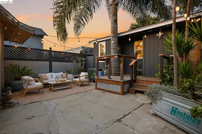 1324 Fitzgerald St, Oakland, CA 94608 - Photo 71