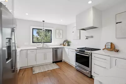 18977 Patton Dr, Castro Valley, CA 94546 - Photo 21