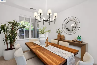 8307 Saturn Park Dr, San Ramon, CA 94582 - Photo 5