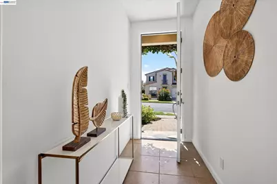 8307 Saturn Park Dr, San Ramon, CA 94582 - Photo 3