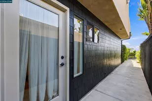 3937 Haines St, San Diego, CA 92109 - Photo 31