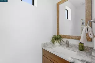 3937 Haines St, San Diego, CA 92109 - Photo 43
