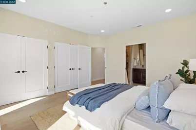 3937 Haines St, San Diego, CA 92109 - Photo 35