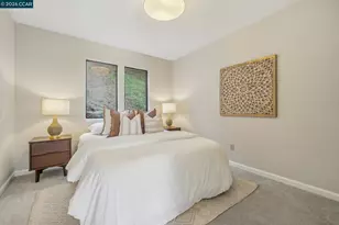 6480 Oakwood Dr, Oakland, CA 94611 - Photo 25