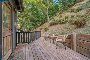 6480 Oakwood Dr, Oakland, CA 94611 - Photo 33