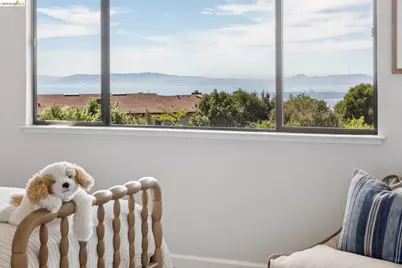 14 Hillcrest Ct, Oakland, CA 94619 - Photo 53