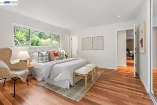 6625 Thornhill Dr, Oakland, CA 94611 - Photo 15