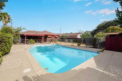 1193 Almendra Court, Concord, CA 94518 - Photo 27