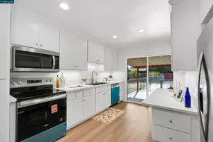 1193 Almendra Ct, Concord, CA 94518 - Photo 13