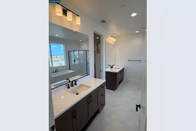 16165 Cartman Ct, Lathrop, CA 95330 - Photo 7