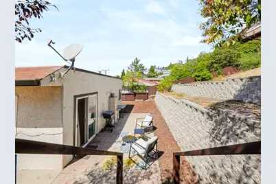 17198 Roberto St, Castro Valley, CA 94546 - Photo 25