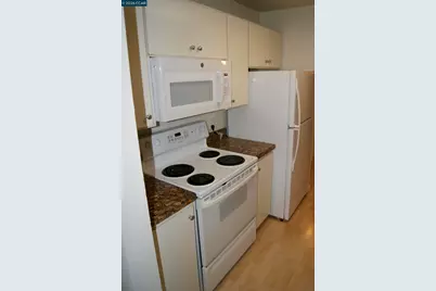 320 Civic Dr #205, Walnut Creek, CA 94596 - Photo 5