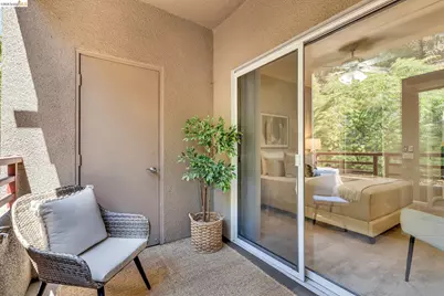 320 Caldecott #217, Oakland, CA 94618 - Photo 23