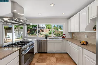 1572 Fieldcrest Dr, Pleasant Hill, CA 94523 - Photo 11
