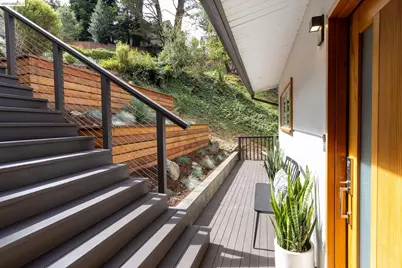 5949 Alhambra Ave, Oakland, CA 94611 - Photo 5
