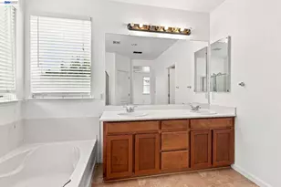 400 Chase St, Mountain House, CA 95391 - Photo 41