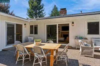 139 Hodges Dr, Moraga, CA 94556 - Photo 17