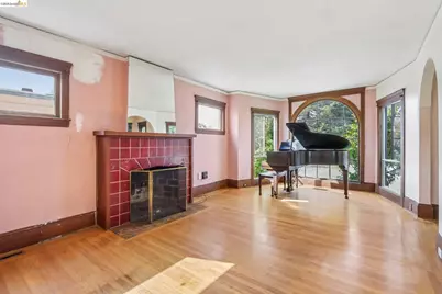 2144 Oregon St, Berkeley, CA 94705 - Photo 7