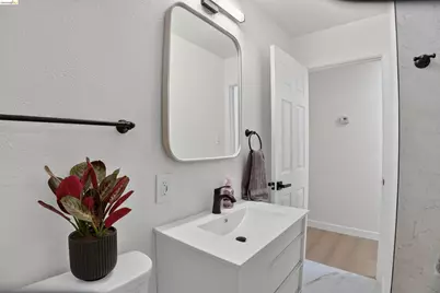 212 Babette Ct, Pleasant Hill, CA 94523 - Photo 9