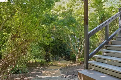 6235 Melville Dr, Oakland, CA 94611 - Photo 55