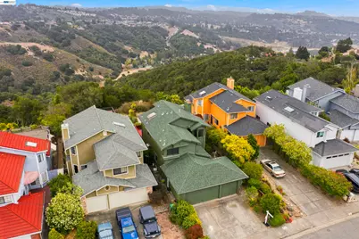 4934 Stoneridge Rd, Oakland, CA 94605 - Photo 39