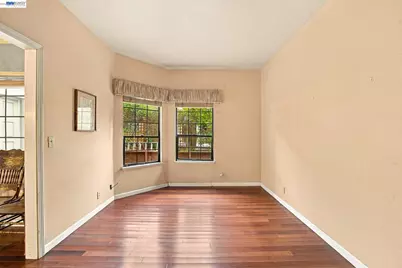 4934 Stoneridge Rd, Oakland, CA 94605 - Photo 7