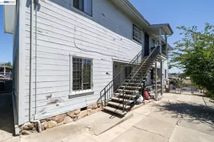 1723 21st Ave, Oakland, CA 94606 - Photo 3