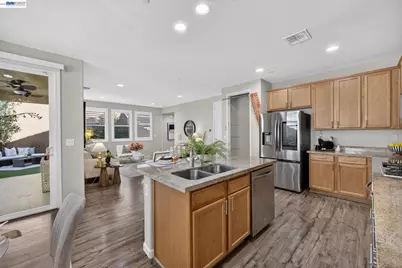 304 Misty Cir, Livermore, CA 94550 - Photo 3