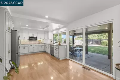 5725 Del Trigo Ln, Concord, CA 94521 - Photo 15