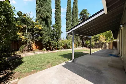 9107 Yount Court, Elk Grove, CA 95624 - Photo 29