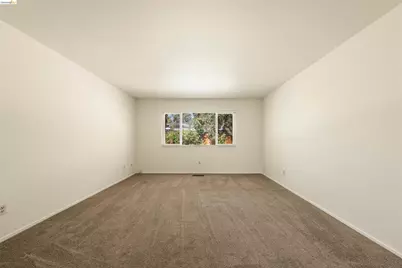9107 Yount Court, Elk Grove, CA 95624 - Photo 23