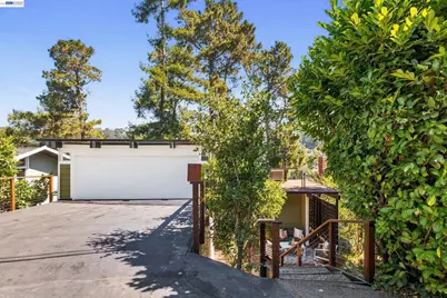 5450 Estates Dr, Oakland, CA 94618 - Photo 31