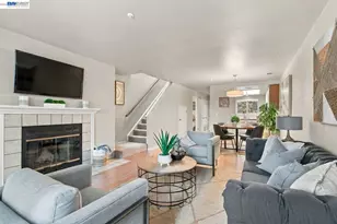 2627 Oak Rd, Walnut Creek, CA 94597 - Photo 3