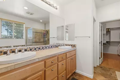 9569 California Oak Cir, Patterson, CA 95363 - Photo 25